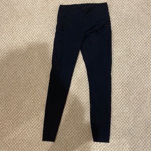 Black lululemon leggings